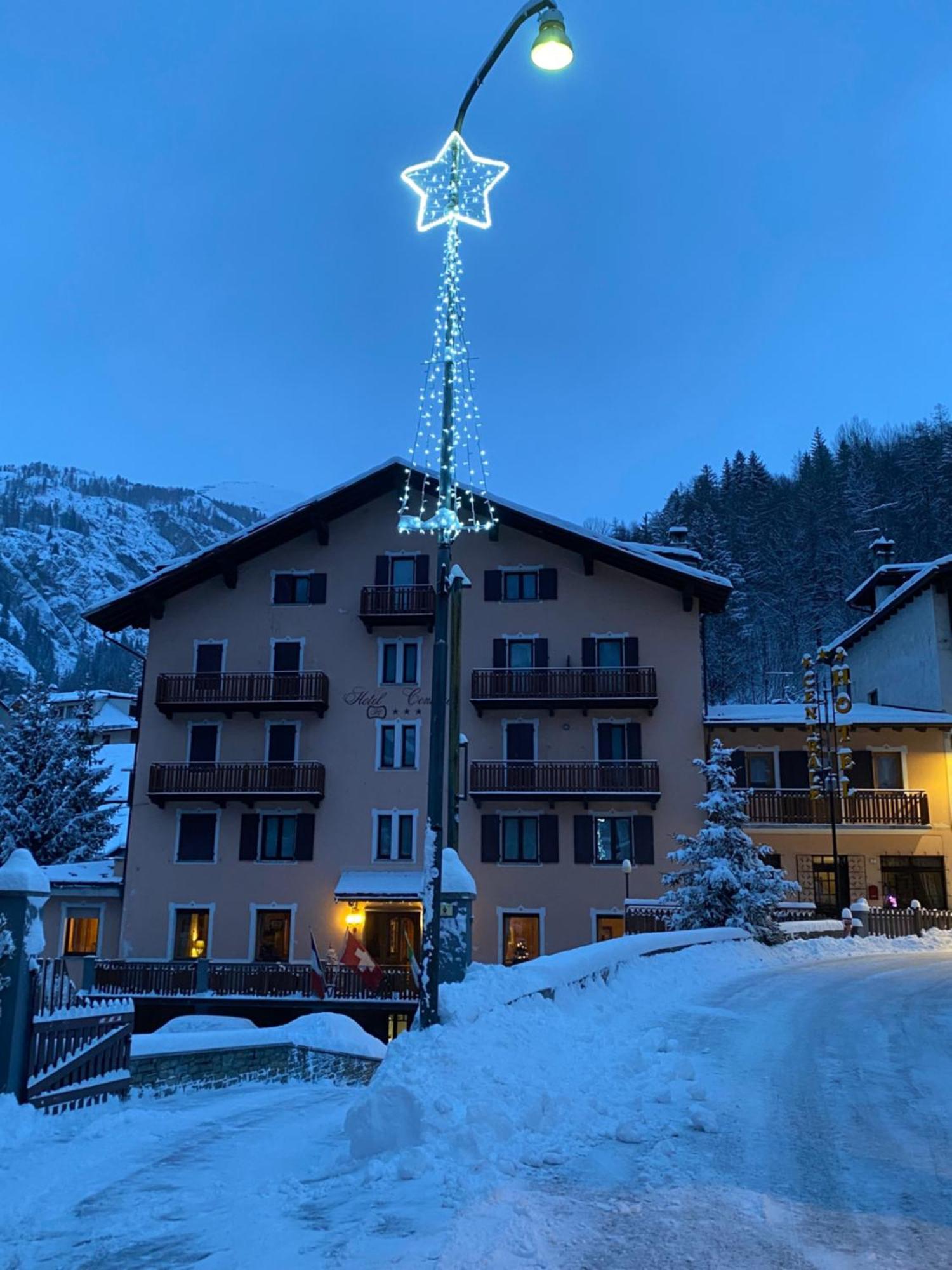 Centrale Courmayeur Luaran gambar
